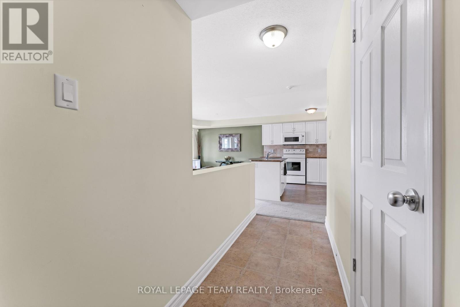 8 - 575 Stonefield Private, Ottawa, Ontario  K2G 4R5 - Photo 7 - X12702422