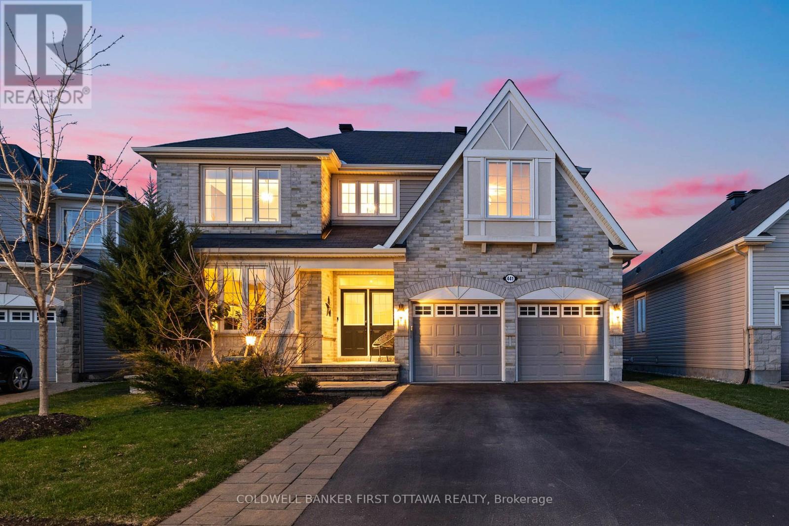 441 BLACKLEAF DRIVE, Ottawa, Ontario
