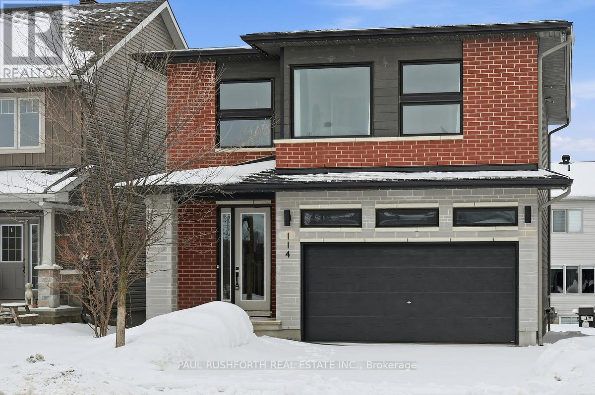 114 Dun Skipper Drive, Ottawa, Ontario  K1X 0G2 - Photo 1 - X12702468