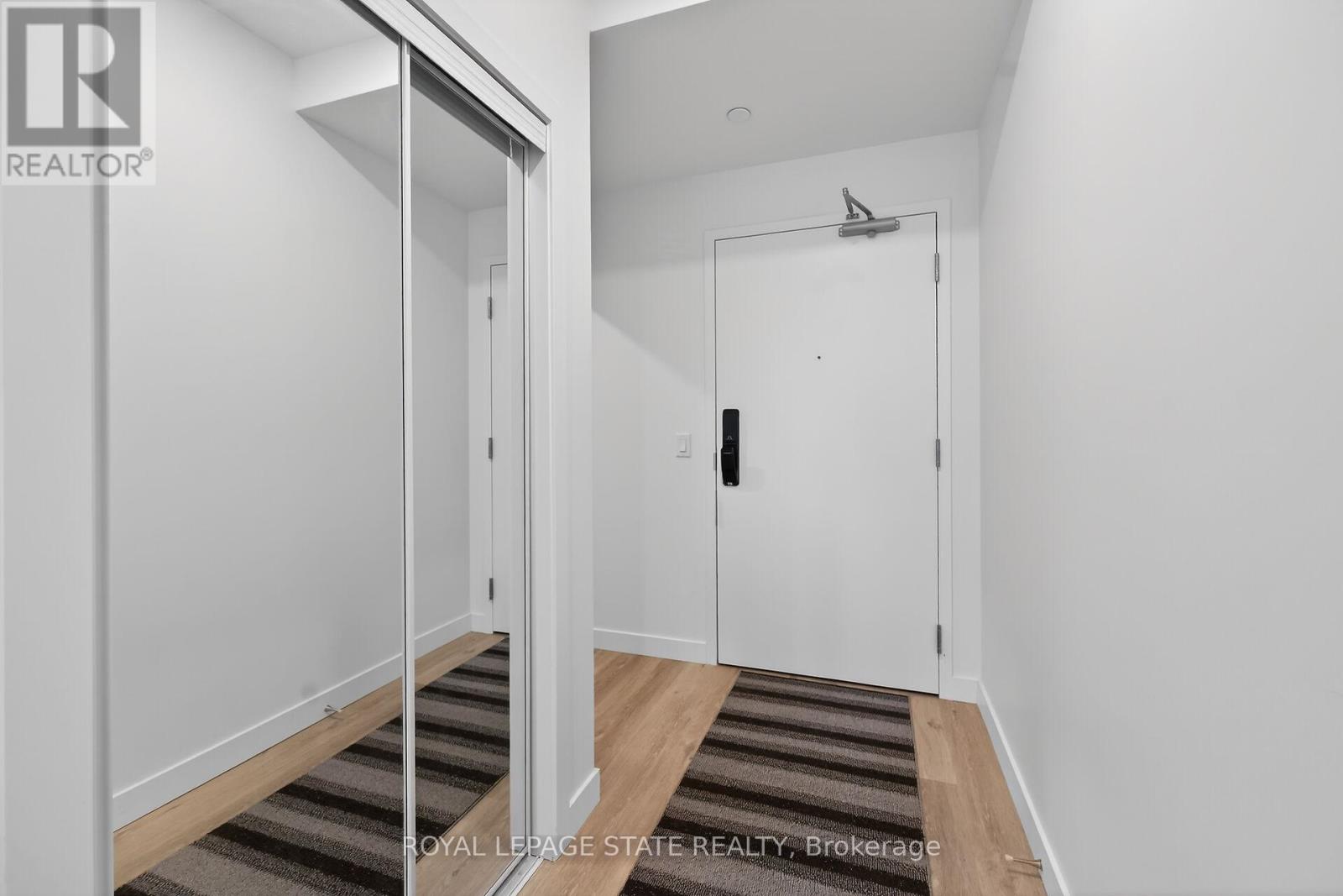 327 - 461 Green Road, Hamilton, Ontario  L8E 0L5 - Photo 5 - X12702298