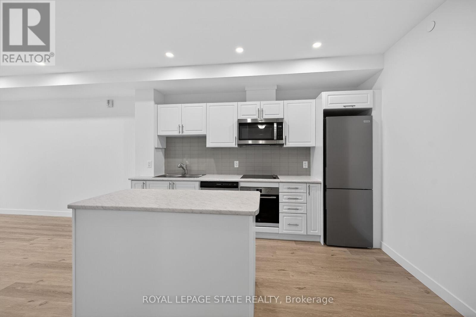 327 - 461 Green Road, Hamilton, Ontario  L8E 0L5 - Photo 7 - X12702298