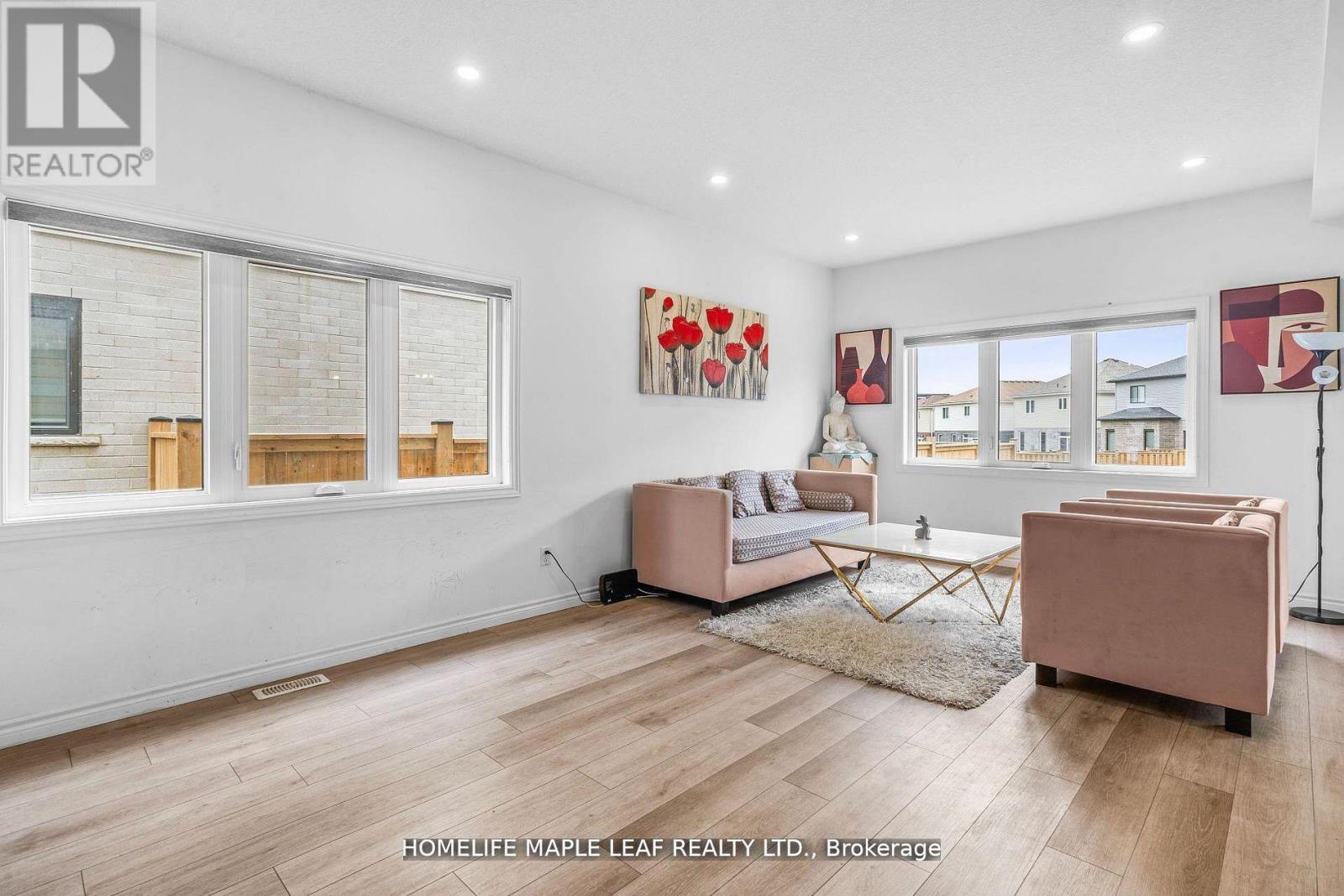 93 Middleton Avenue, London South, Ontario  N6L 0G4 - Photo 6 - X12702332