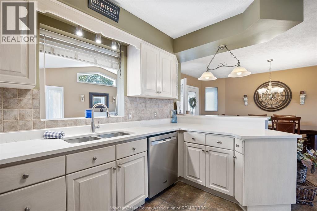 685 East Ruscom River Road, Lakeshore, Ontario  N0R 1S0 - Photo 18 - 26001277