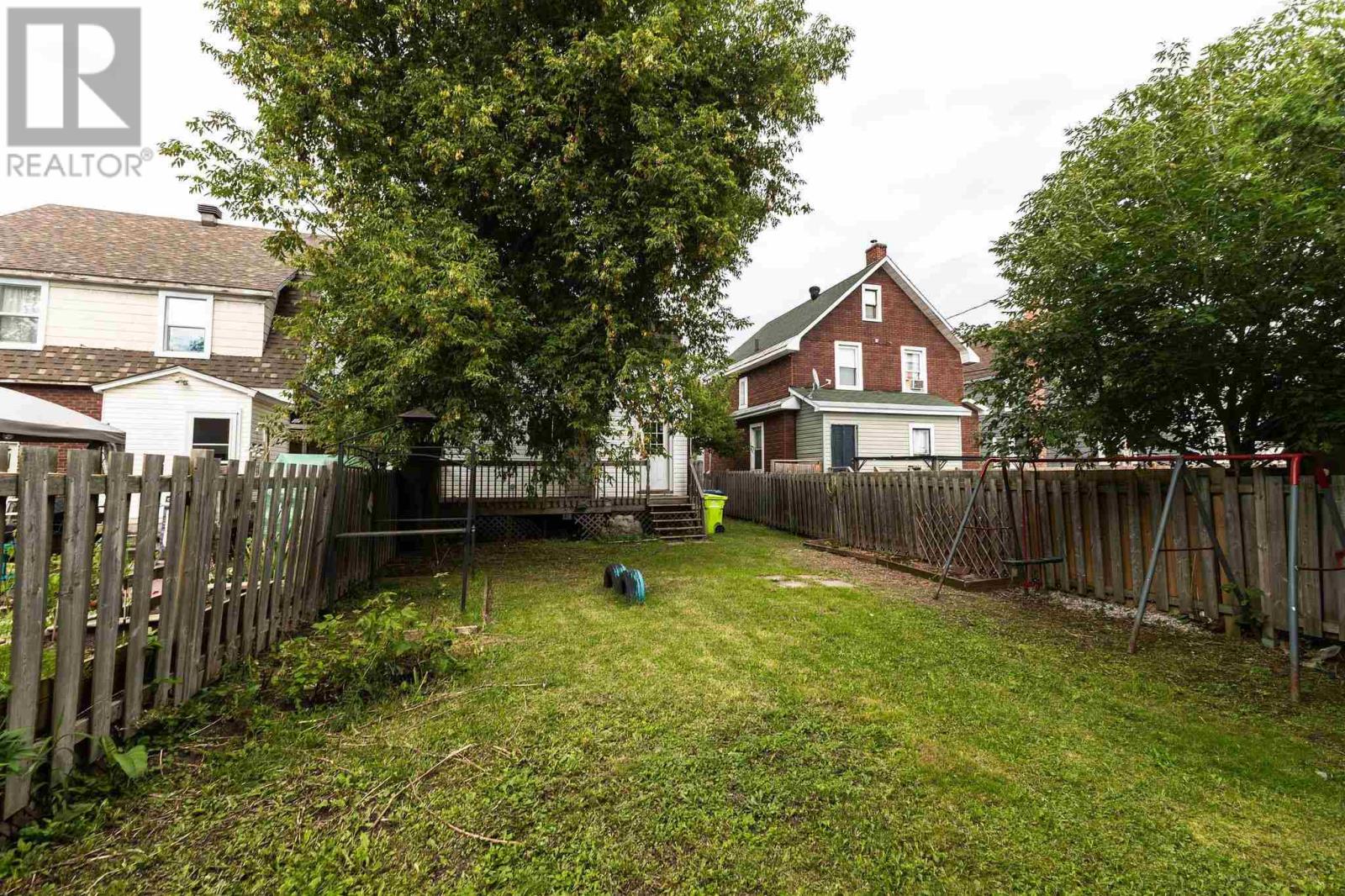 55 Grosvenor Ave, Sault Ste. Marie, Ontario P6B 2L8 - Photo 31 - SM252353