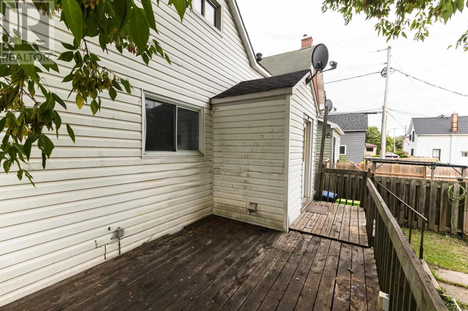 55 Grosvenor Ave, Sault Ste. Marie, Ontario P6B 2L8 - Photo 28 - SM252353