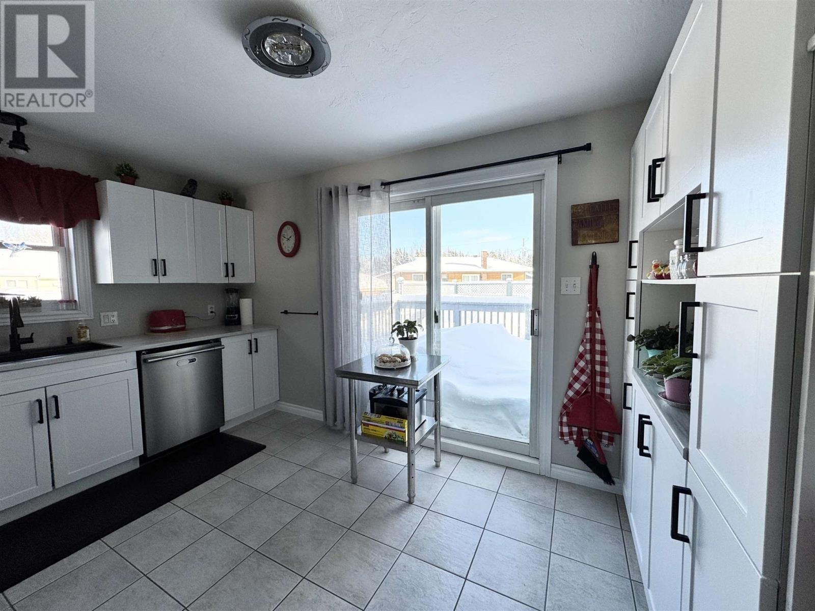 70 Richard St, Chapleau, Ontario  P0M 1K0 - Photo 11 - SM260084