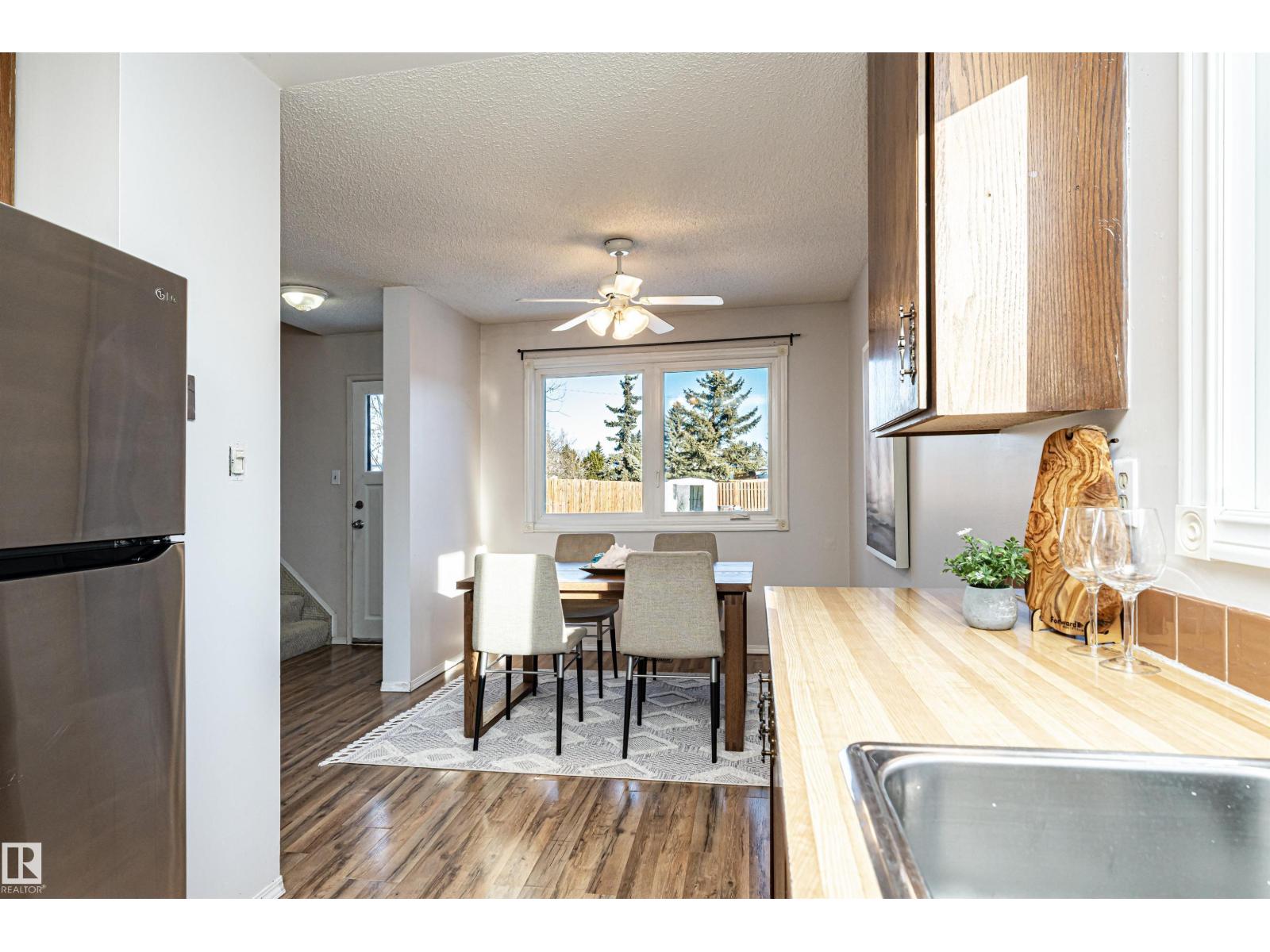 8660 27 Av Nw, Edmonton, Alberta  T6K 2X4 - Photo 11 - E4470235