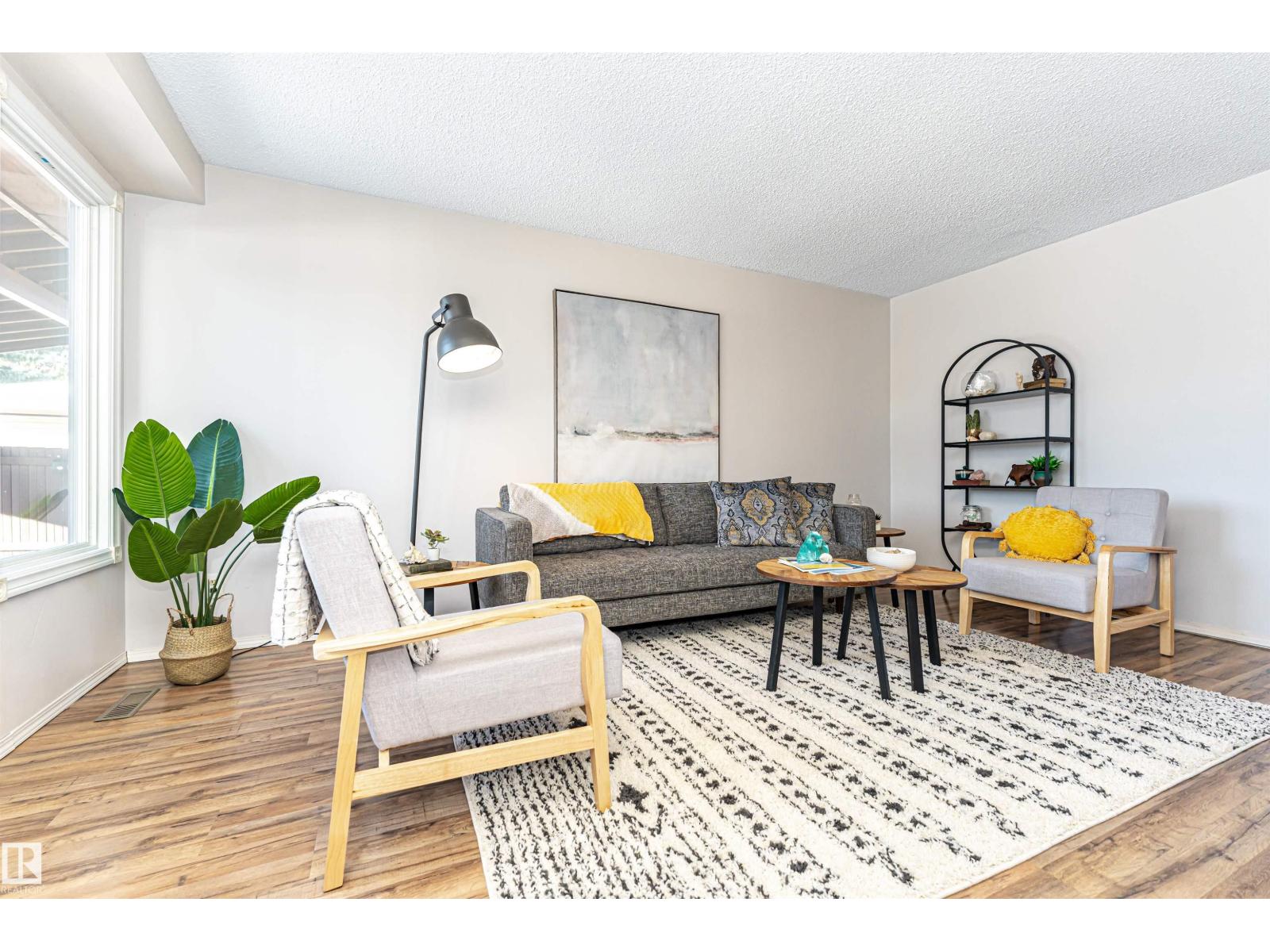 8660 27 Av Nw, Edmonton, Alberta  T6K 2X4 - Photo 23 - E4470235