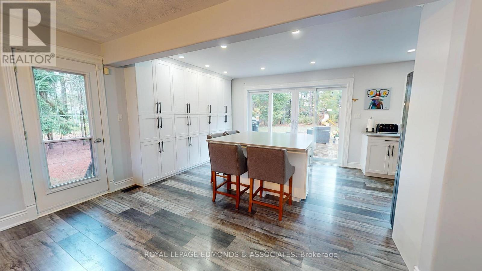 4 Steffen Street, Petawawa, Ontario  K8H 3L8 - Photo 11 - X12702440