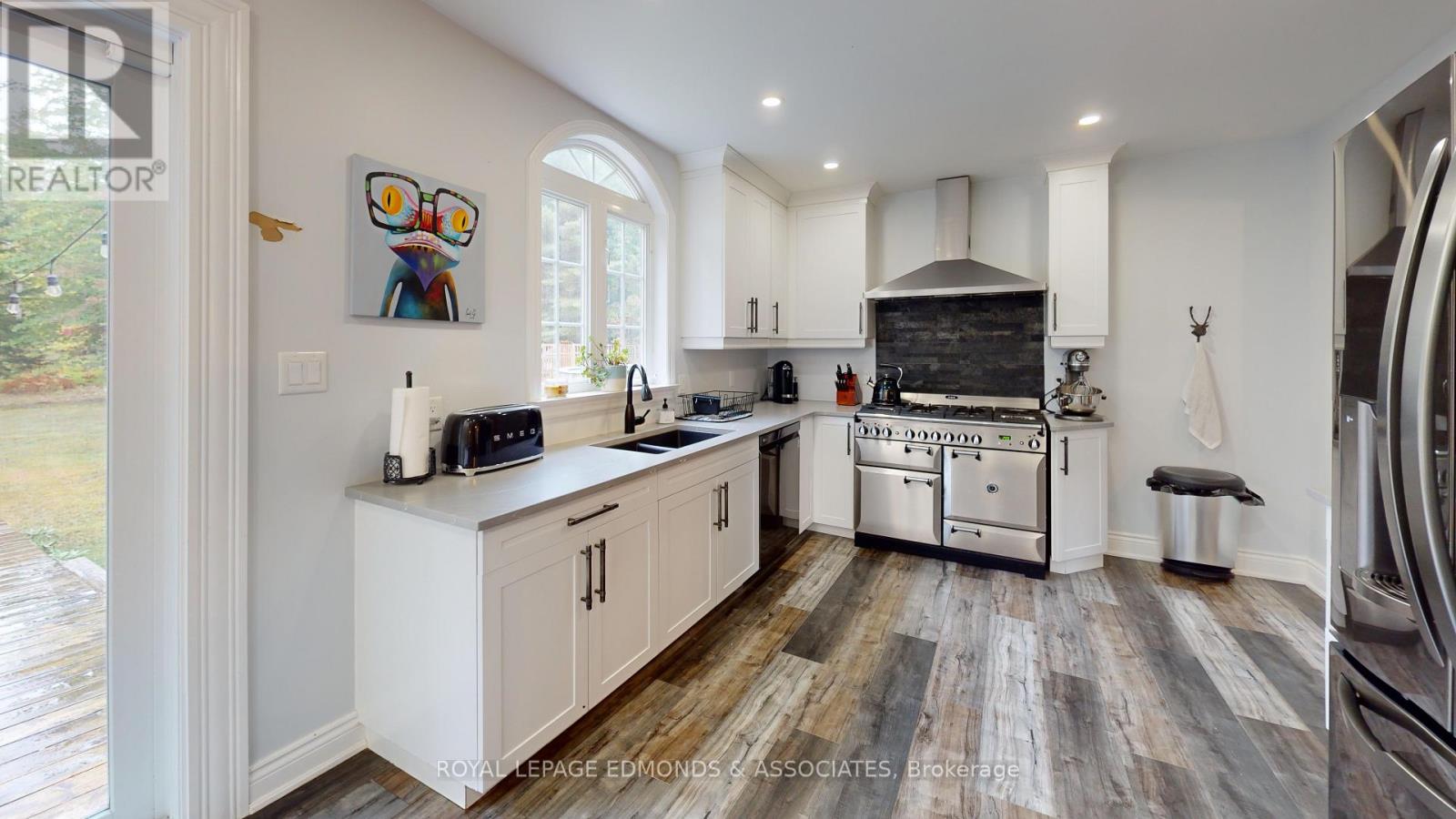 4 Steffen Street, Petawawa, Ontario  K8H 3L8 - Photo 12 - X12702440