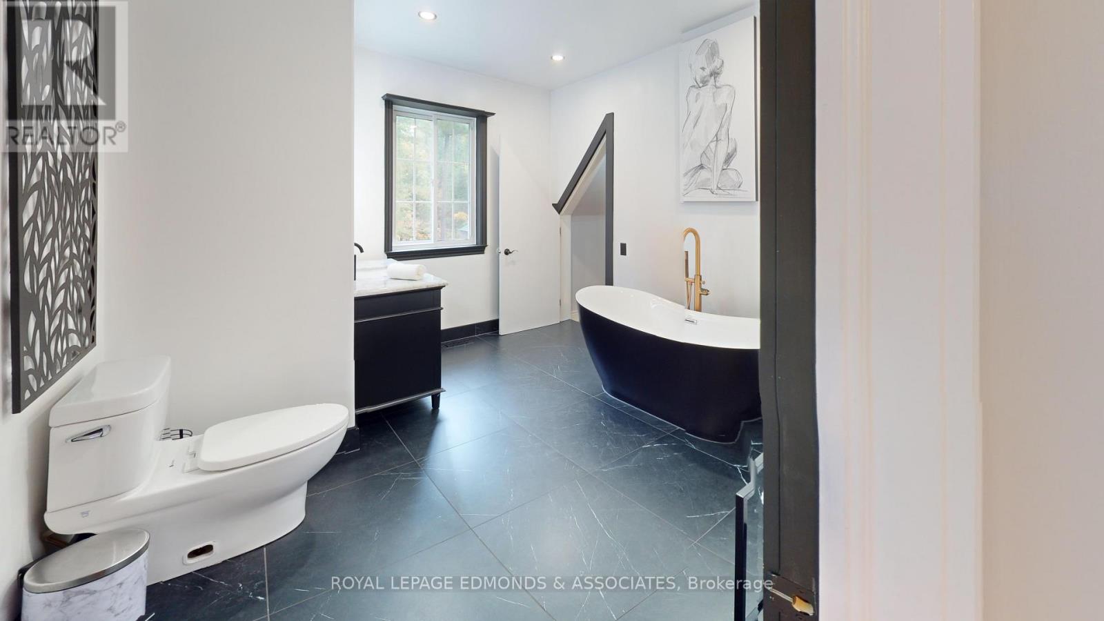 4 Steffen Street, Petawawa, Ontario  K8H 3L8 - Photo 32 - X12702440