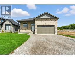 102 VANROOY Trail, Waterford, Ontario