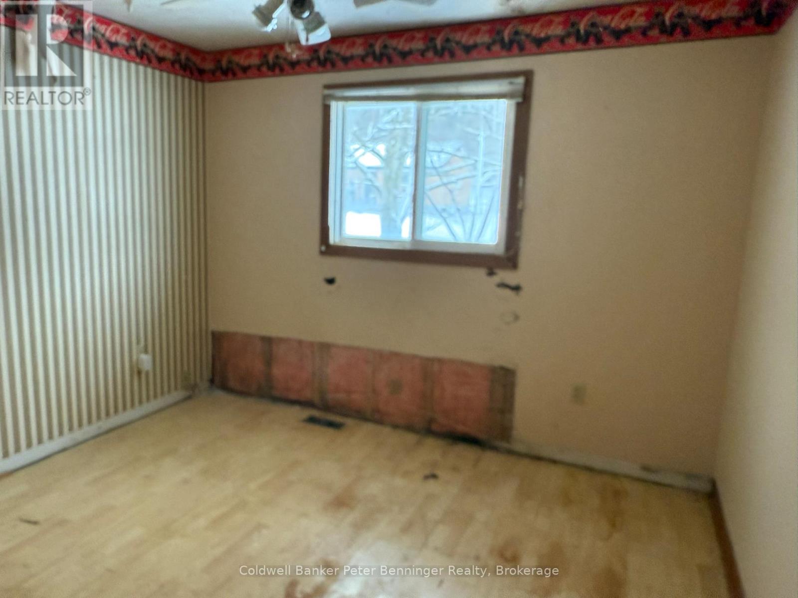 15 George Street, Brockton, Ontario  N0G 2V0 - Photo 11 - X12695718