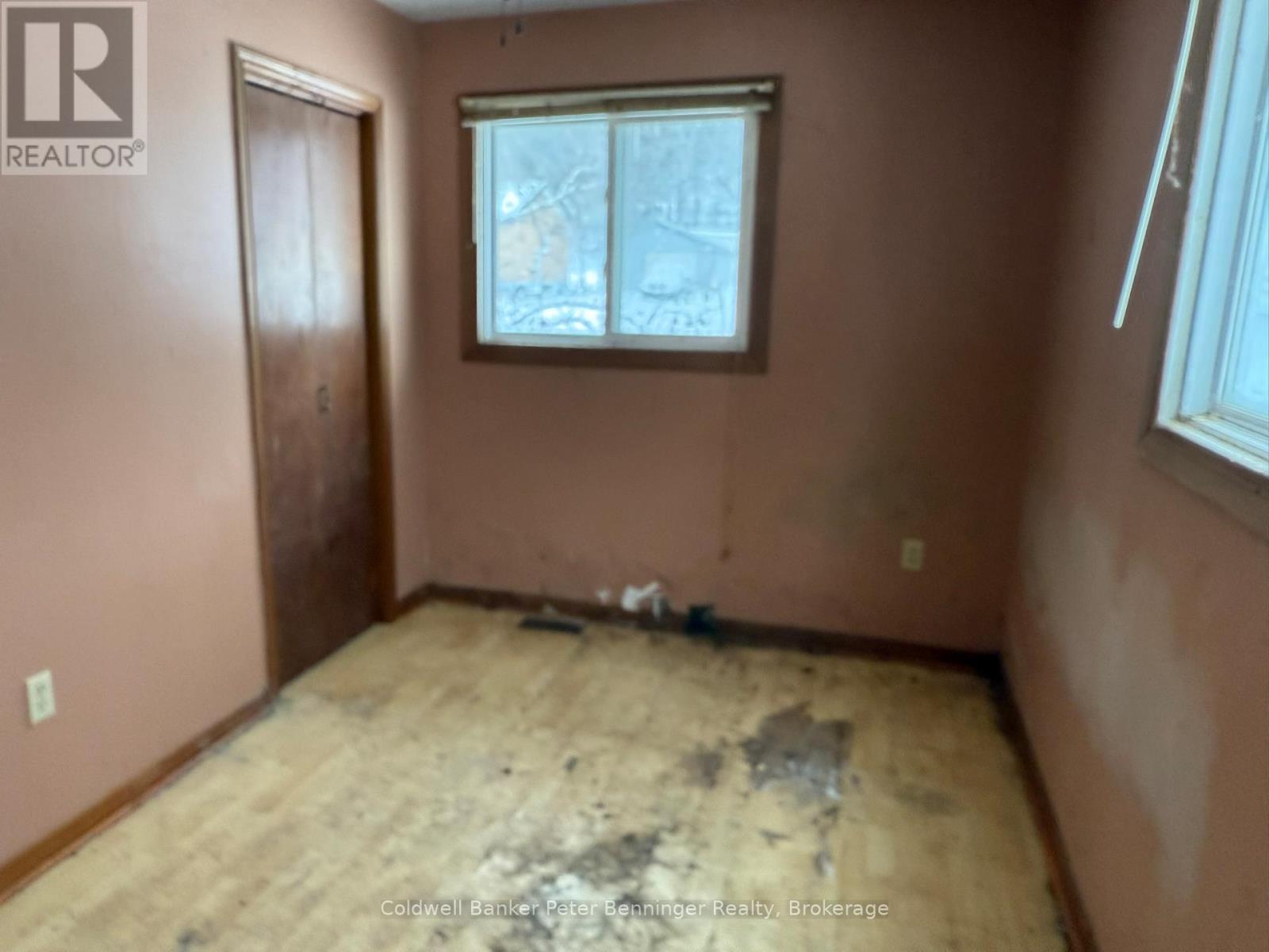 15 George Street, Brockton, Ontario  N0G 2V0 - Photo 12 - X12695718