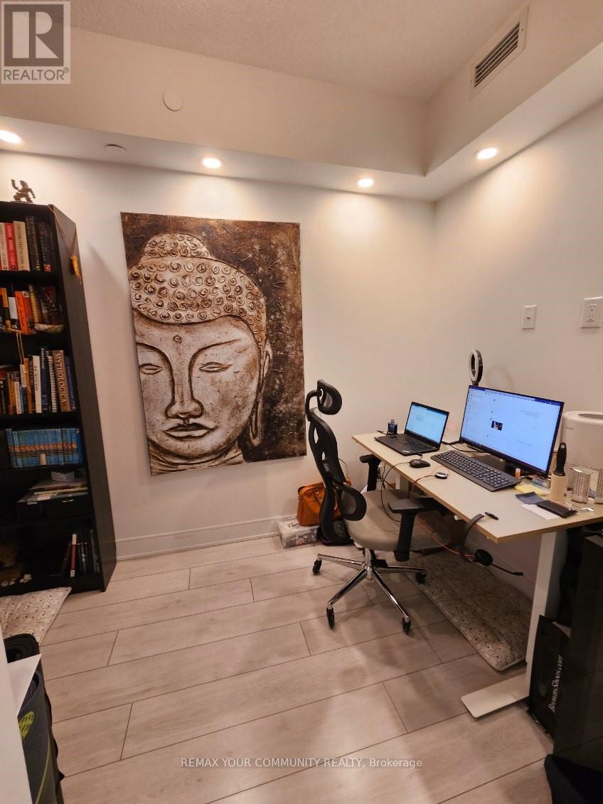 1518 - 525 Adelaide Street, Toronto, Ontario  M5V 0N7 - Photo 9 - C12701448