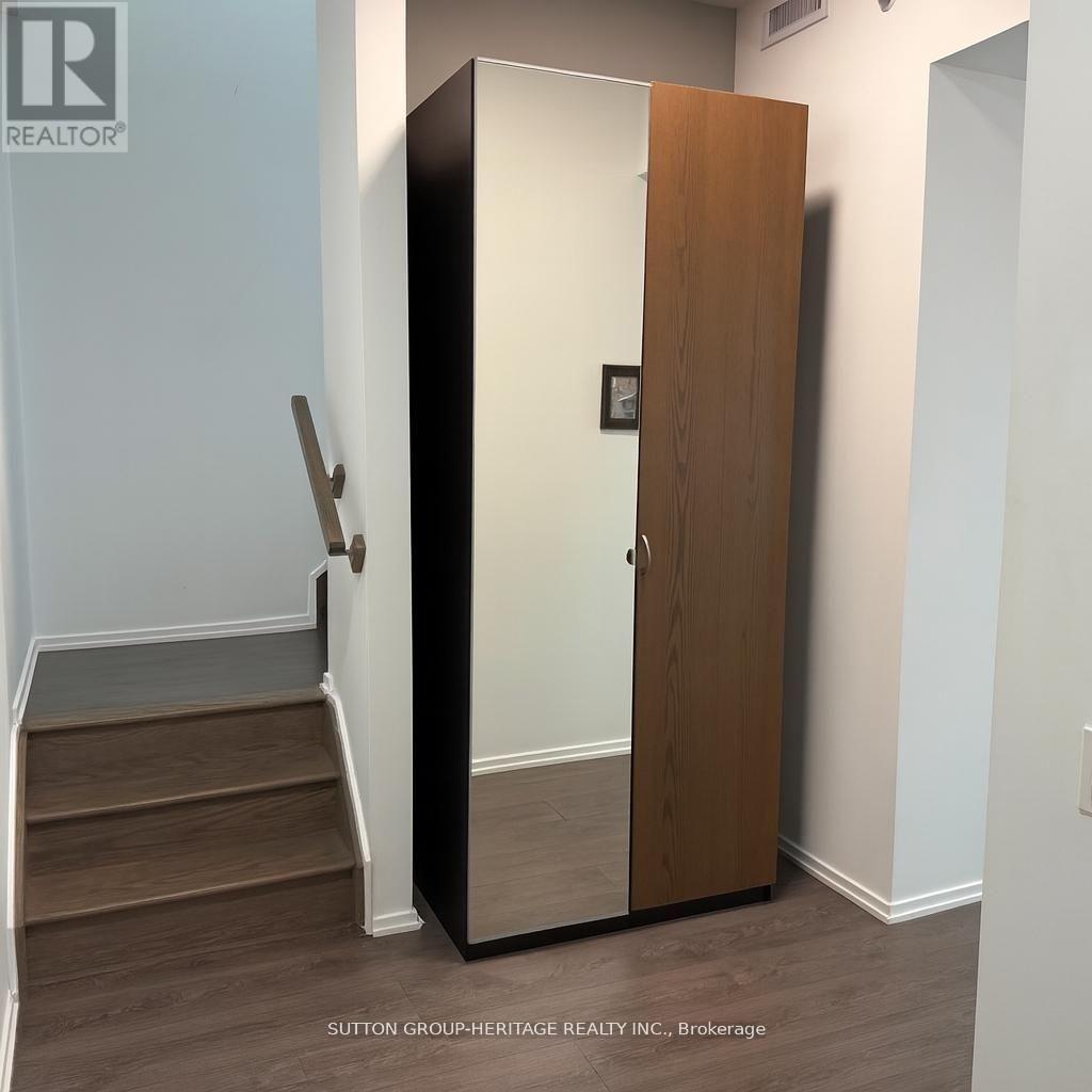 814 - 783 Bathurst Street, Toronto, Ontario  M5S 0A8 - Photo 2 - C12702222