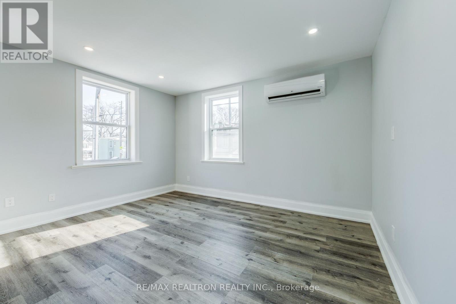 3 - 1480 Dundas Street E, Toronto, Ontario  M4M 1S9 - Photo 9 - E12500096