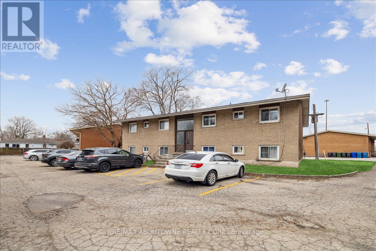 3 - 2350 Queensway Drive, Burlington, Ontario  L7R 3T3 - Photo 34 - W12683348