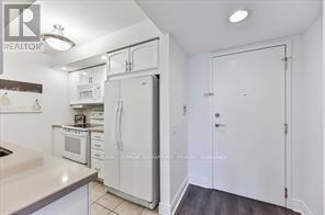 1128 - 15 Northtown Way, Toronto, Ontario  M2N 7A2 - Photo 2 - C12702358