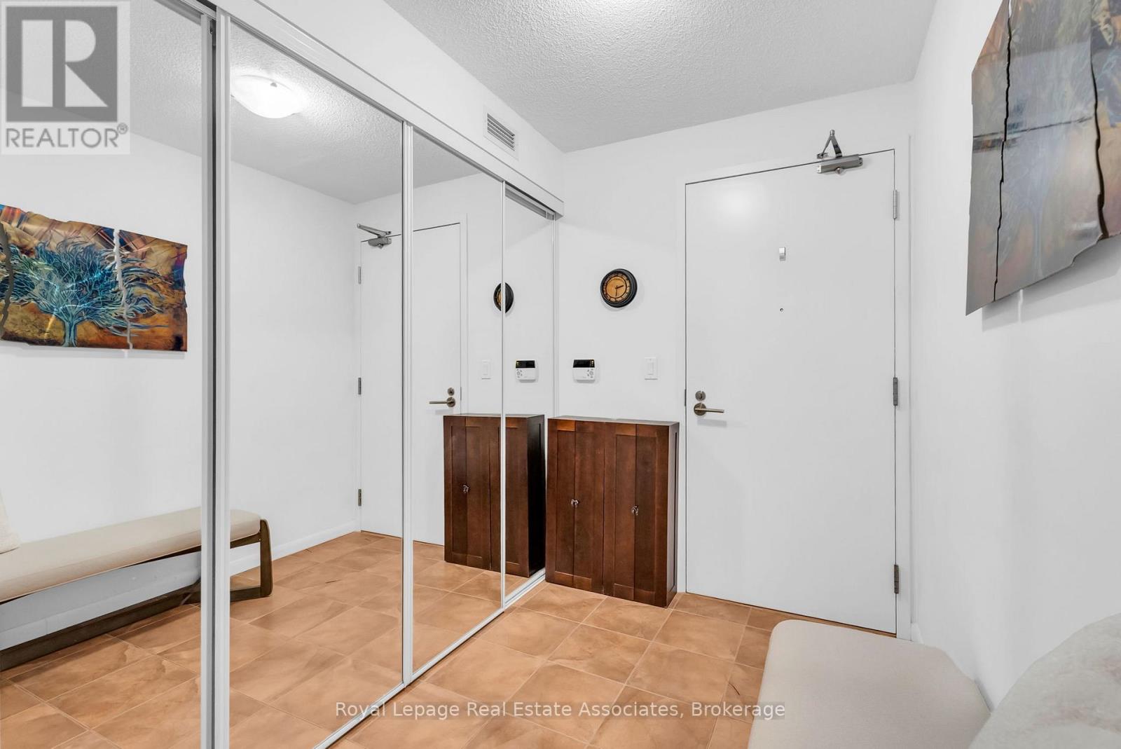 583 - 209 Fort York Boulevard, Toronto, Ontario  M5V 4A1 - Photo 24 - C12702406