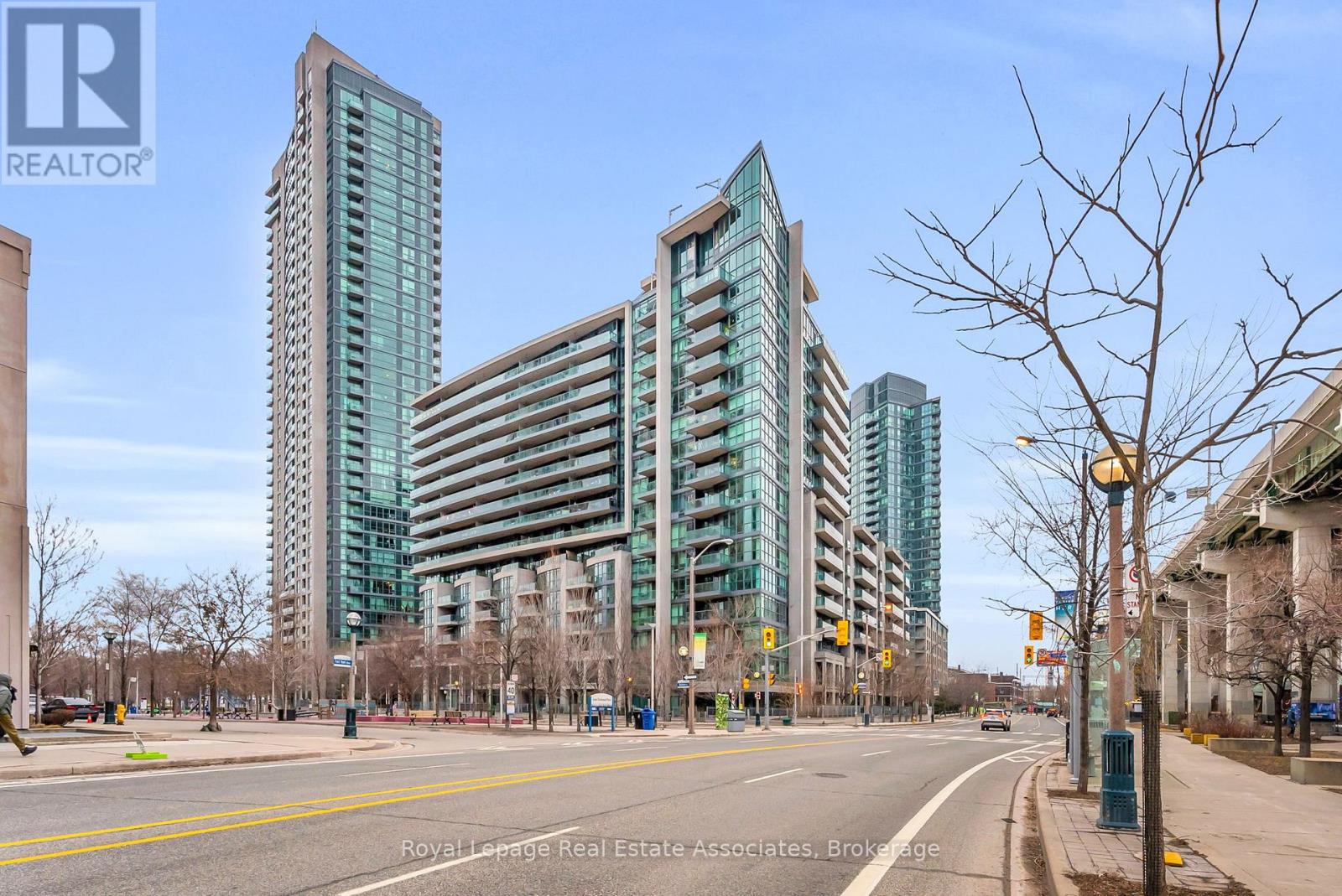 583 - 209 Fort York Boulevard, Toronto, Ontario  M5V 4A1 - Photo 31 - C12702406