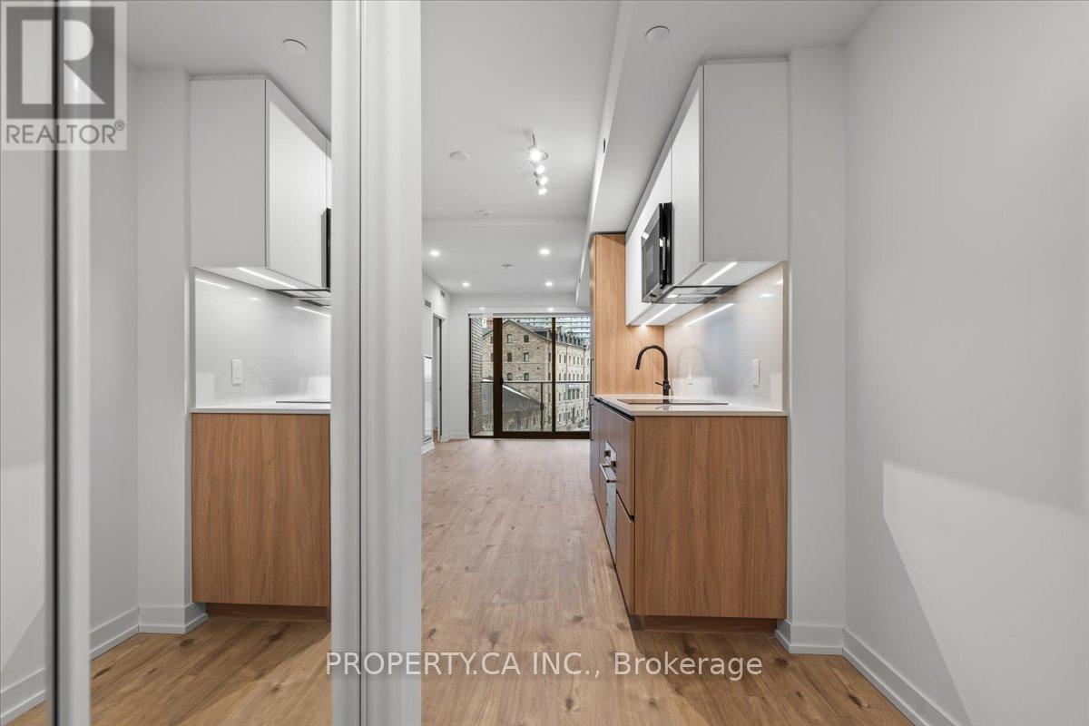 328 - 35 Parliament Street, Toronto, Ontario  M5A 0Z7 - Photo 2 - C12702476