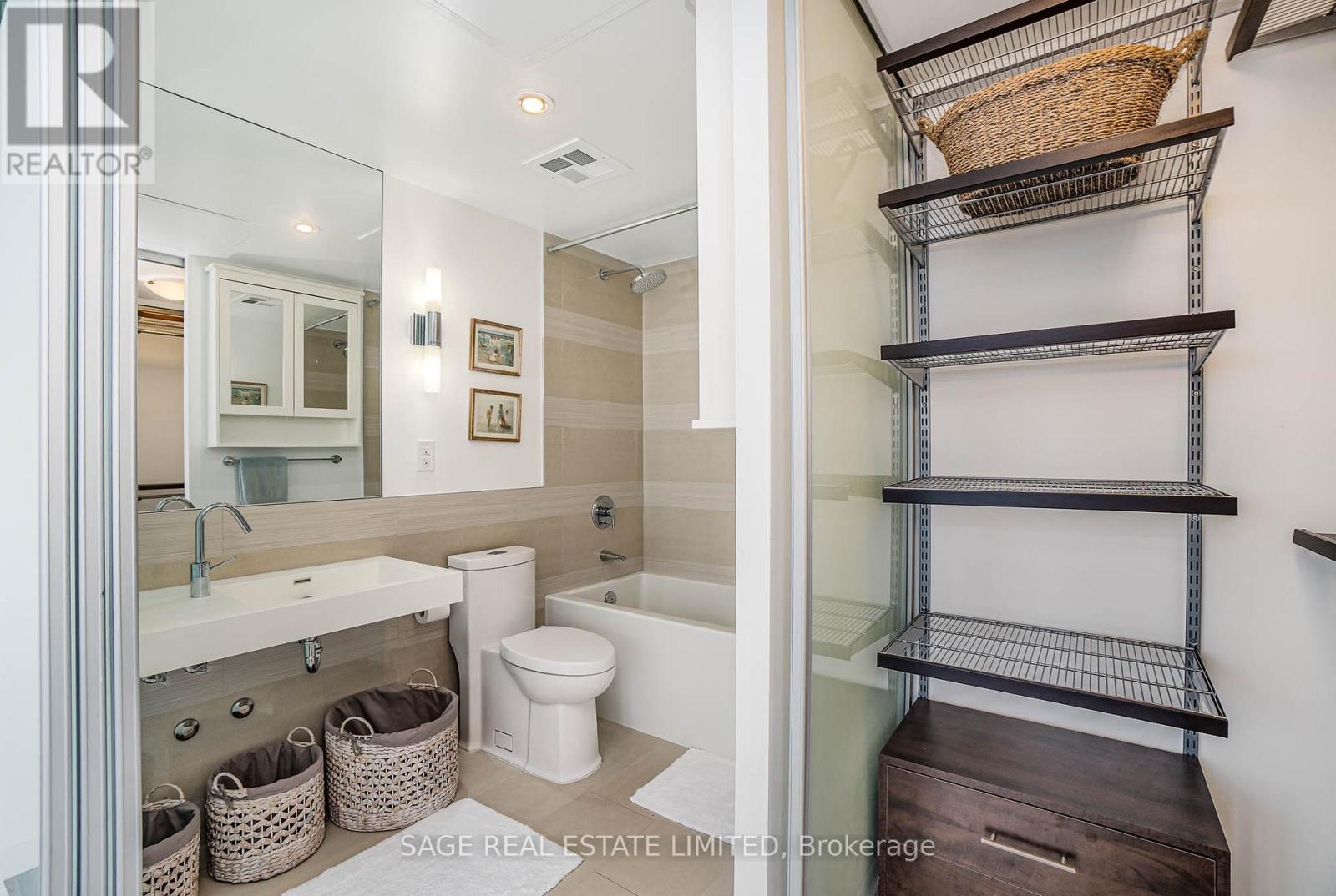 3202 - 70 Distillery Lane, Toronto, Ontario  M5A 0E3 - Photo 15 - C12702508