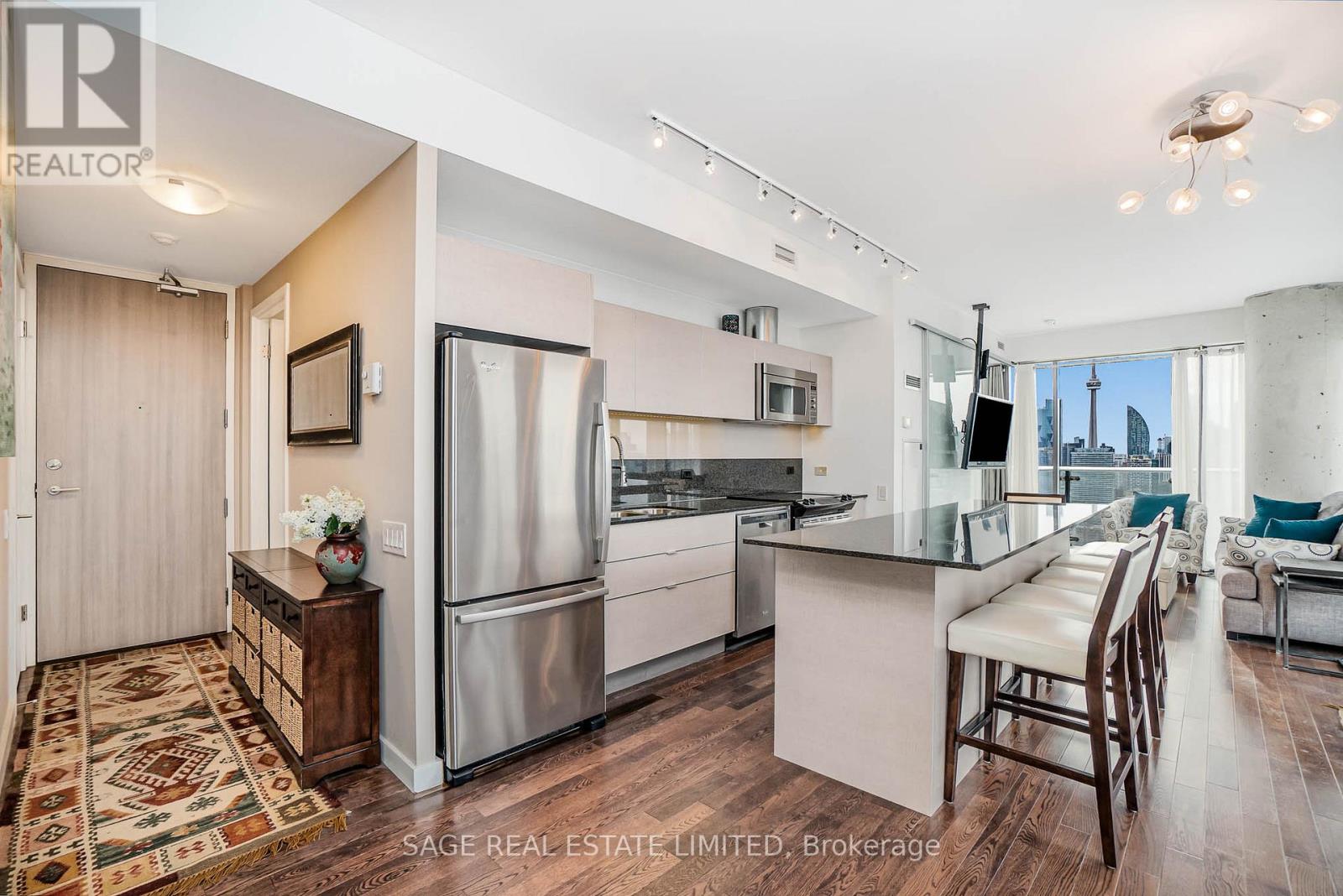 3202 - 70 Distillery Lane, Toronto, Ontario  M5A 0E3 - Photo 2 - C12702508