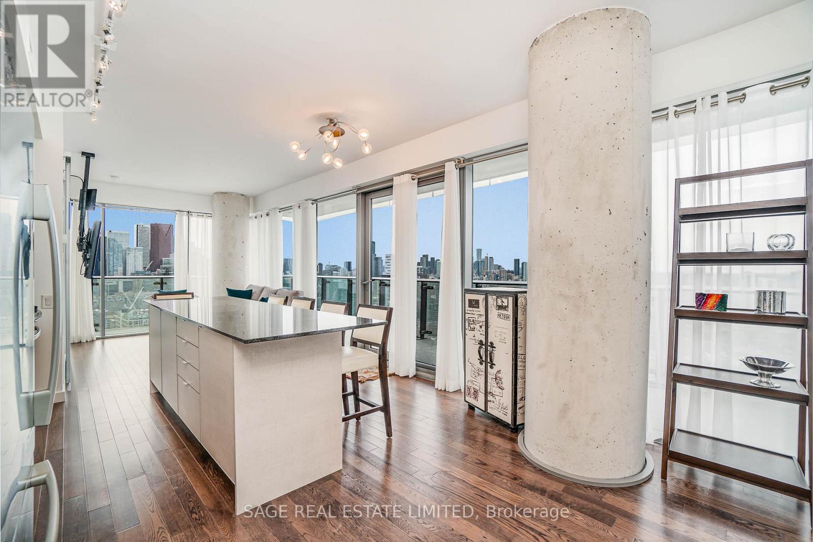 3202 - 70 Distillery Lane, Toronto, Ontario  M5A 0E3 - Photo 3 - C12702508