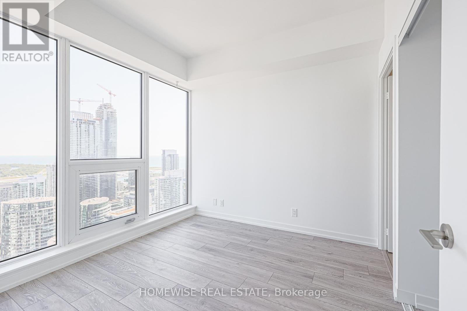 4915 - 55 Mercer Street, Toronto, Ontario  M5V 3W2 - Photo 8 - C12702606