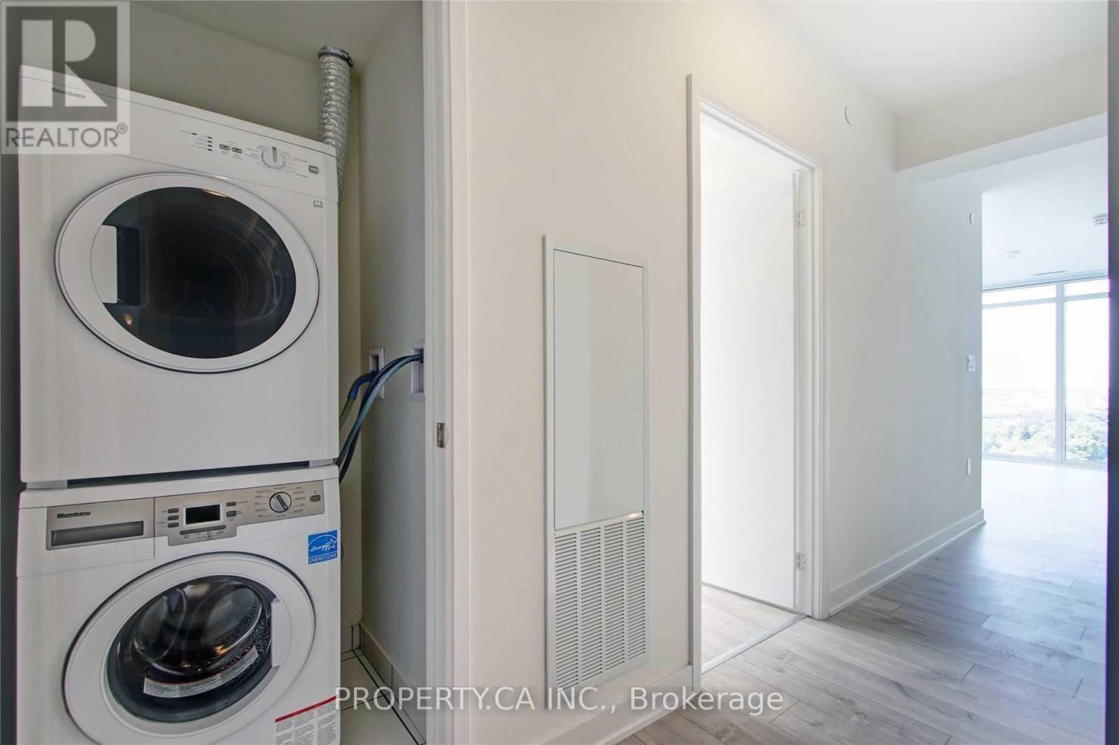 1404w - 27 Bathurst Street, Toronto, Ontario  M5V 2P1 - Photo 4 - C12702624