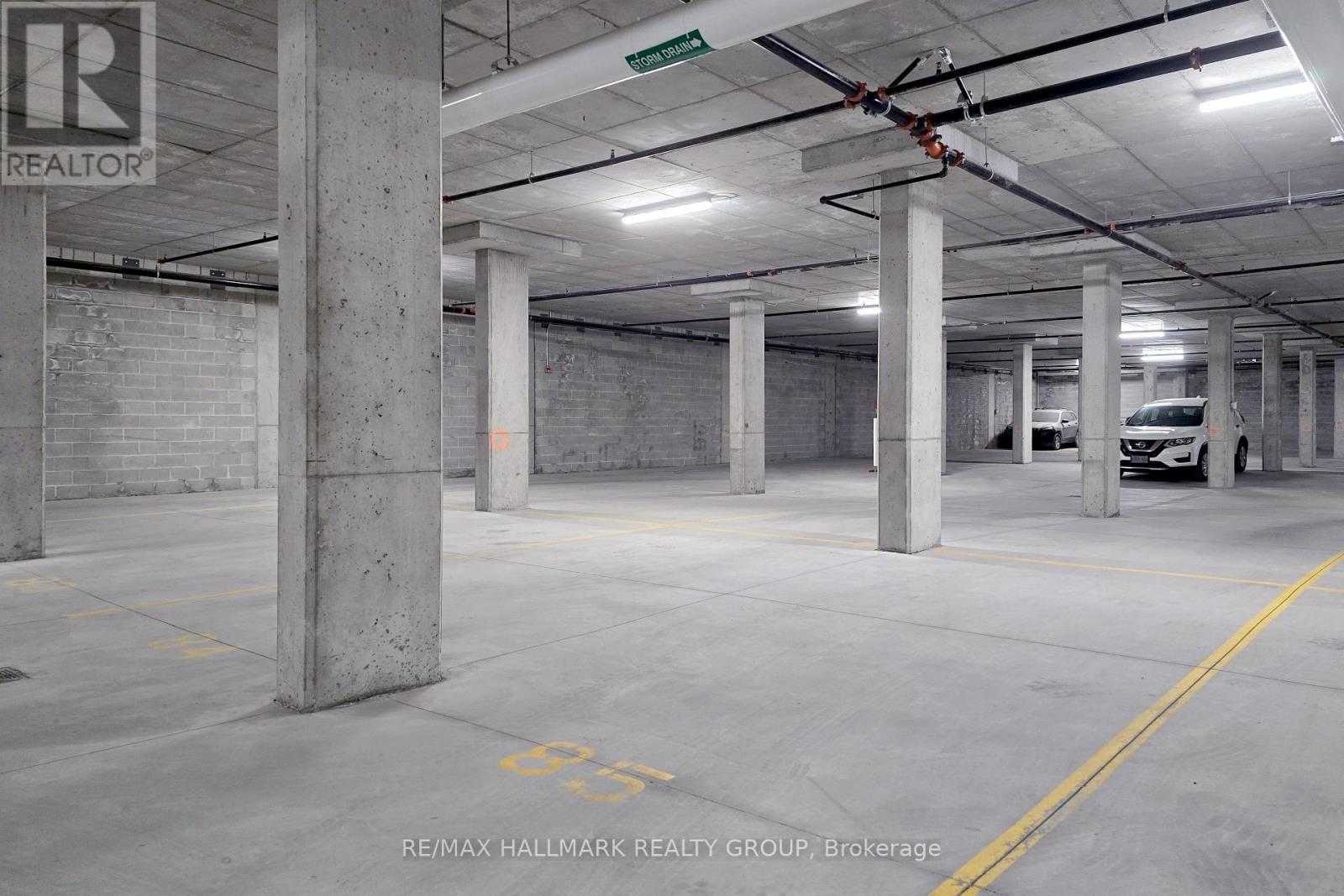 11 - 1340 Hemlock Rd Road, Ottawa, Ontario  K1K 2G8 - Photo 15 - X12474092