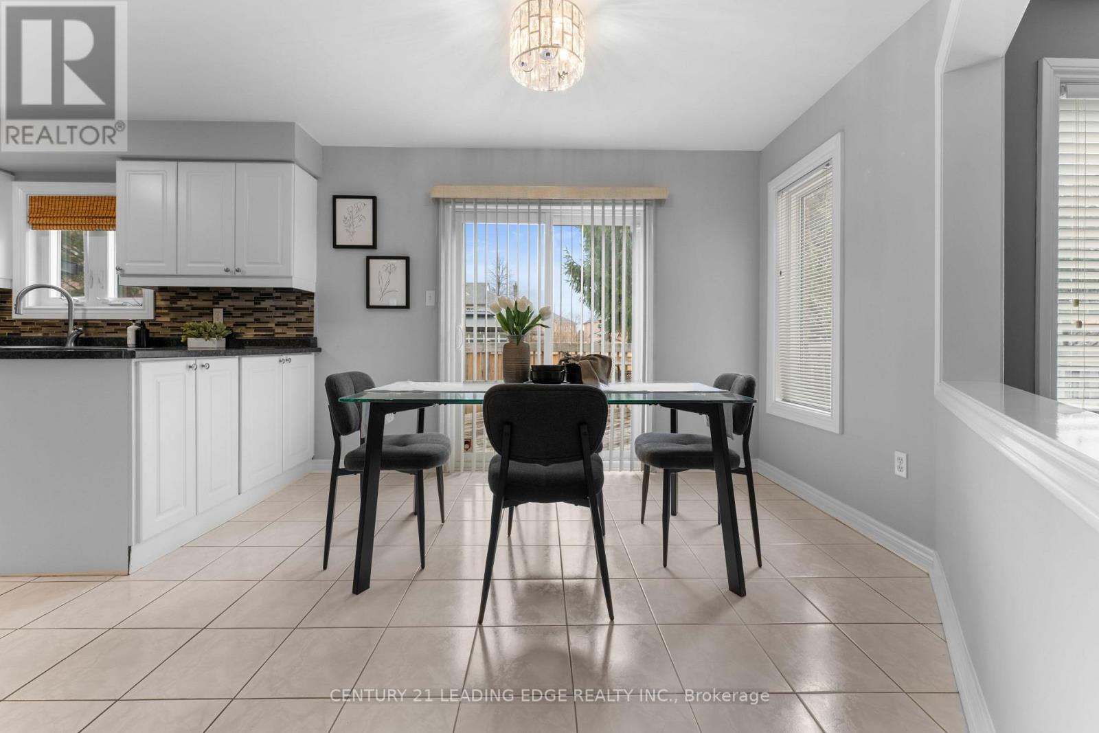 1611 Seguin Square, Pickering, Ontario  L1V 6T4 - Photo 16 - E12702392