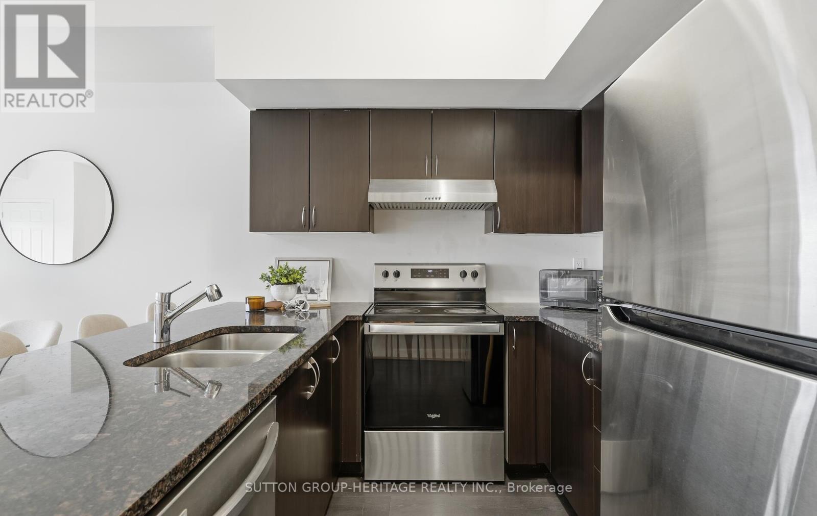 44 - 209 Danzatore Path, Oshawa, Ontario  L1L 0P9 - Photo 10 - E12702562