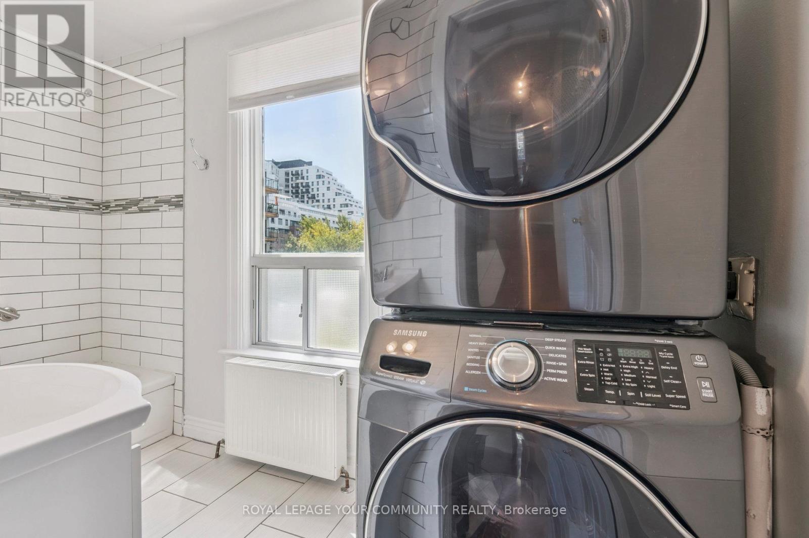 Unit 2 - 10 Coxwell Avenue, Toronto, Ontario  M4L 3A7 - Photo 13 - E12702588