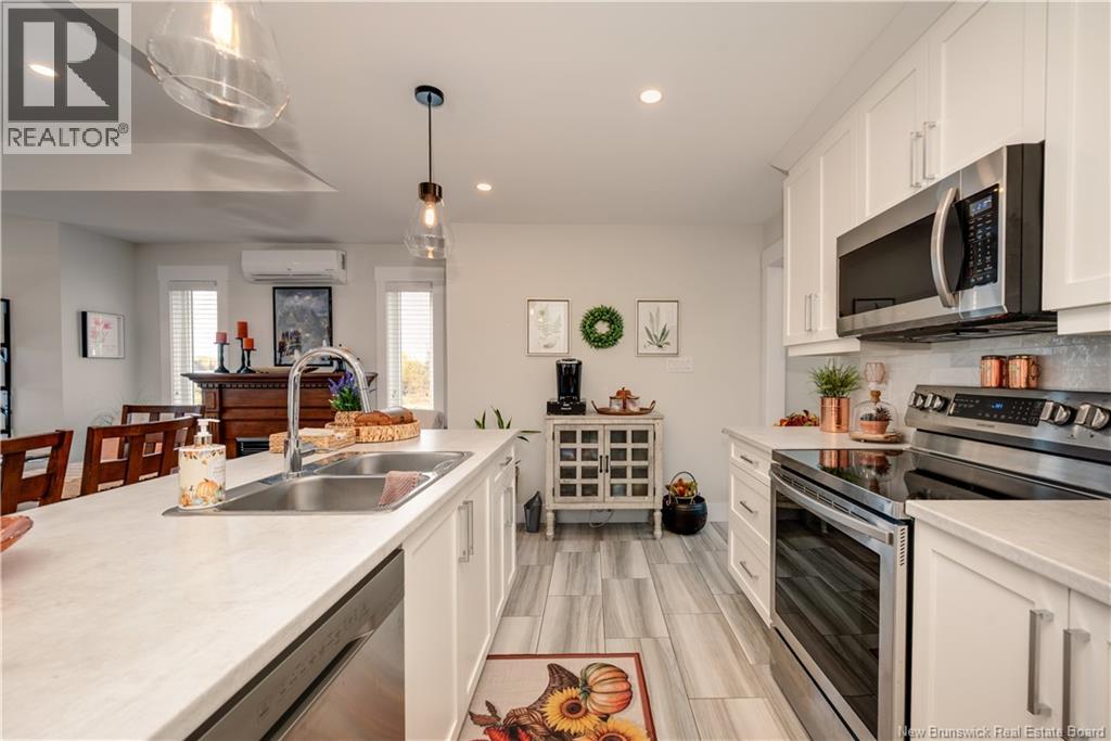 52 Auberry Street, Moncton, New Brunswick  E1G 5V2 - Photo 11 - NB128820