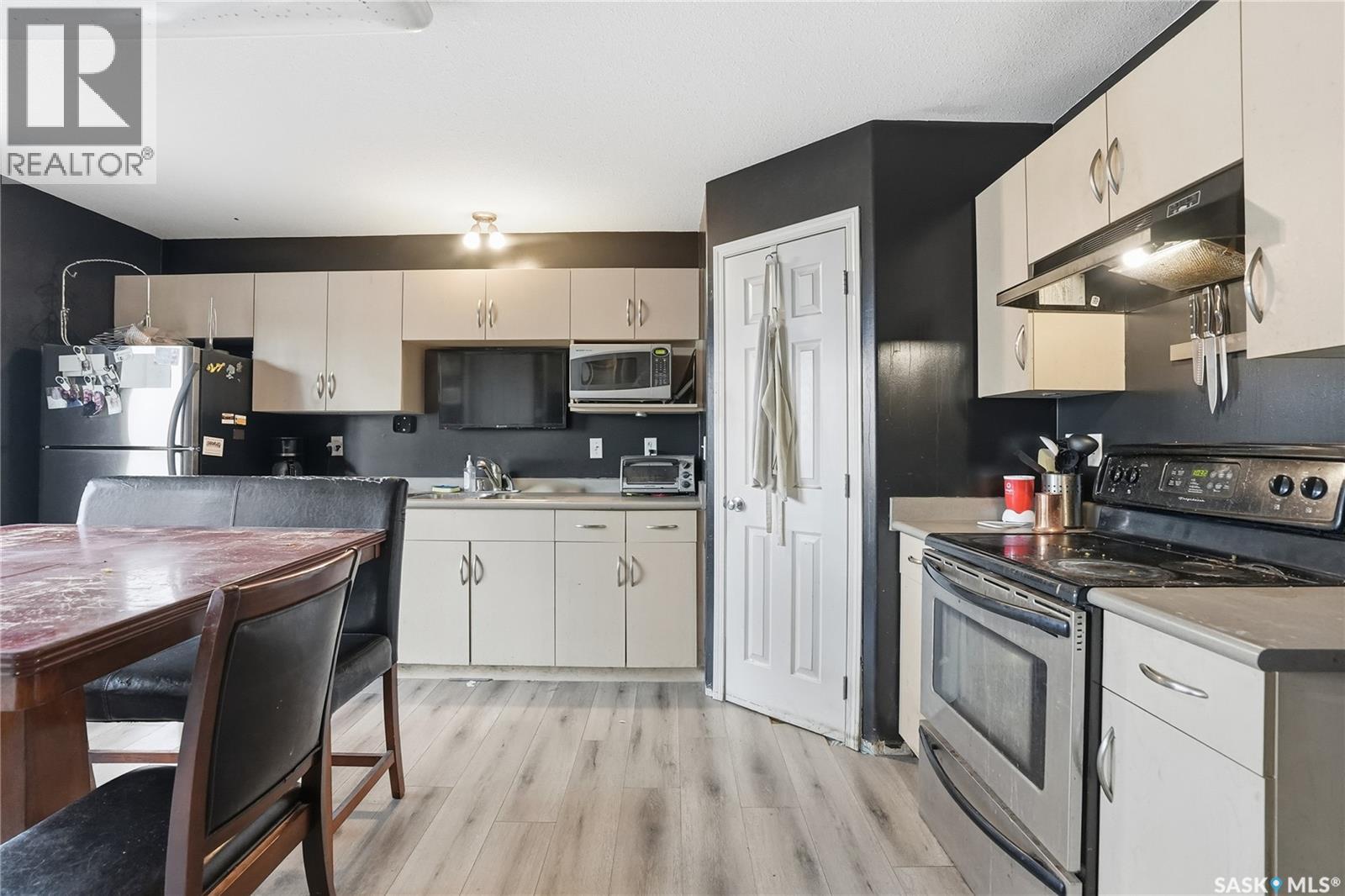 3 802 K Avenue N, Saskatoon, Saskatchewan  S7L 2N1 - Photo 10 - SK026944