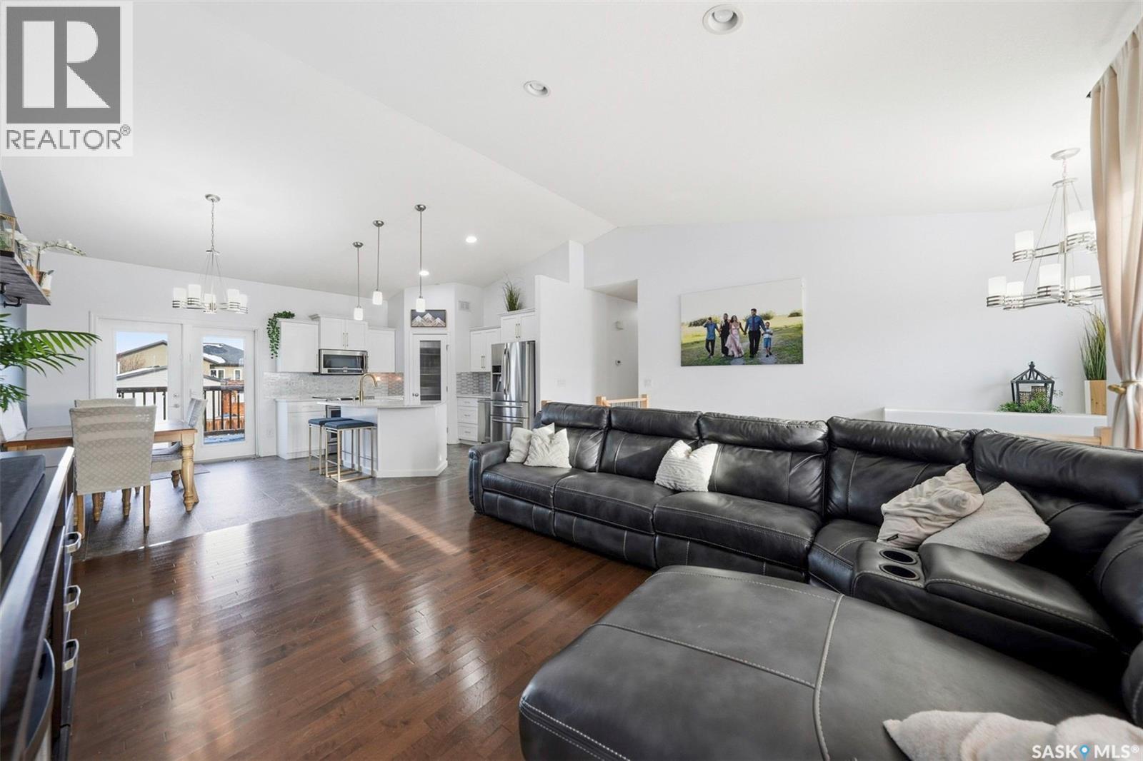 833 Rock Hill Lane, Martensville, Saskatchewan  S0K 0A2 - Photo 5 - SK026911