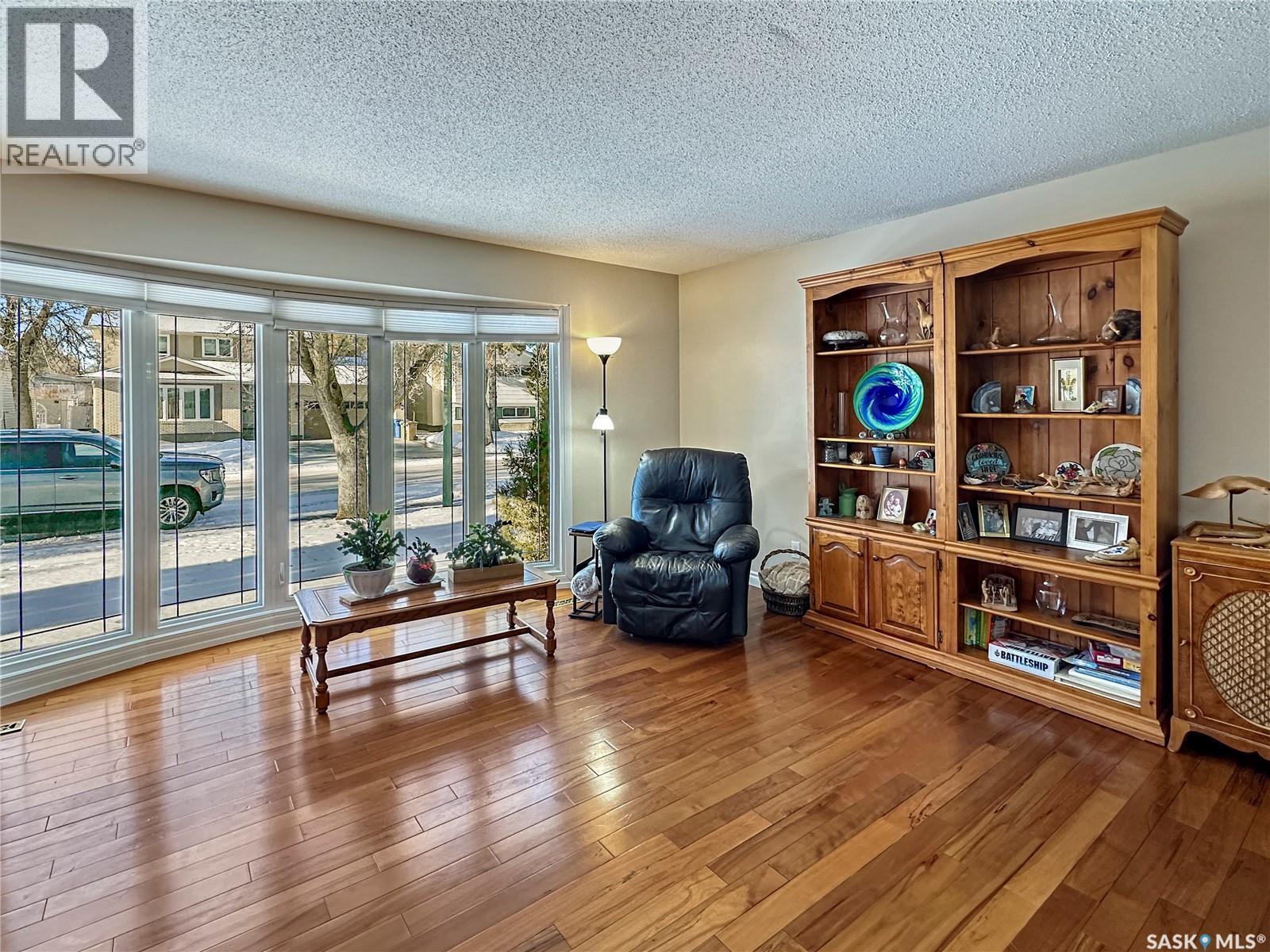 19 Marquis Crescent, Regina, Saskatchewan  S5S 6J8 - Photo 4 - SK026910