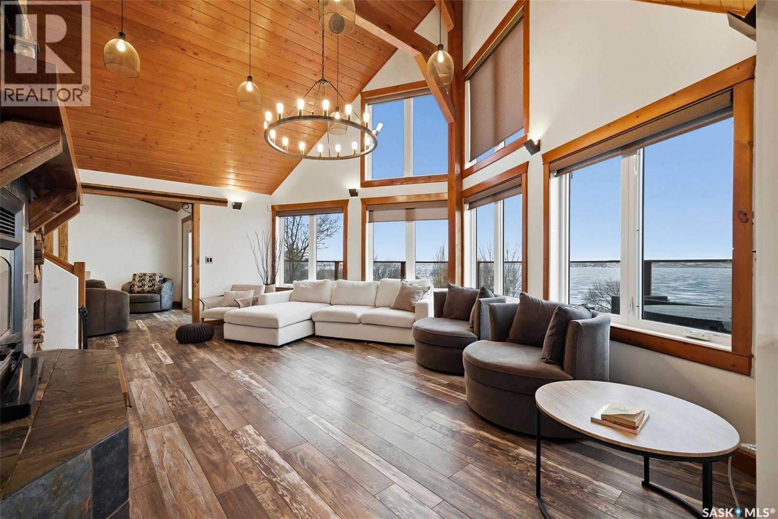 537 Sunset Drive, Last Mountain Lake Ir 80a, Saskatchewan  S0G 4C0 - Photo 2 - SK026825