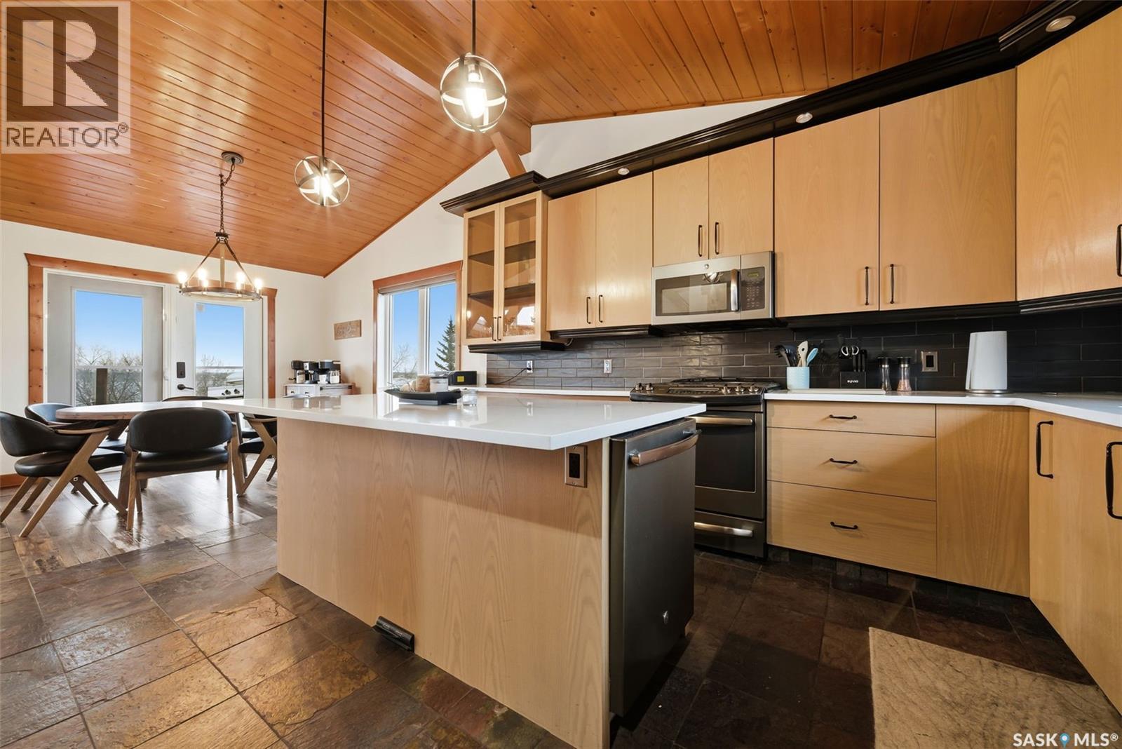 537 Sunset Drive, Last Mountain Lake Ir 80a, Saskatchewan  S0G 4C0 - Photo 6 - SK026825