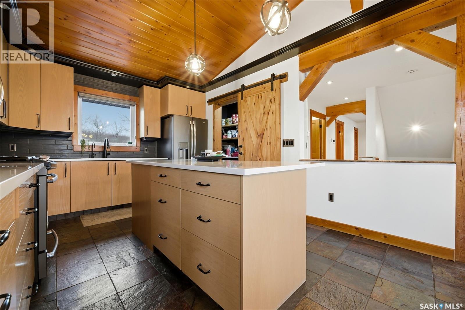 537 Sunset Drive, Last Mountain Lake Ir 80a, Saskatchewan  S0G 4C0 - Photo 8 - SK026825