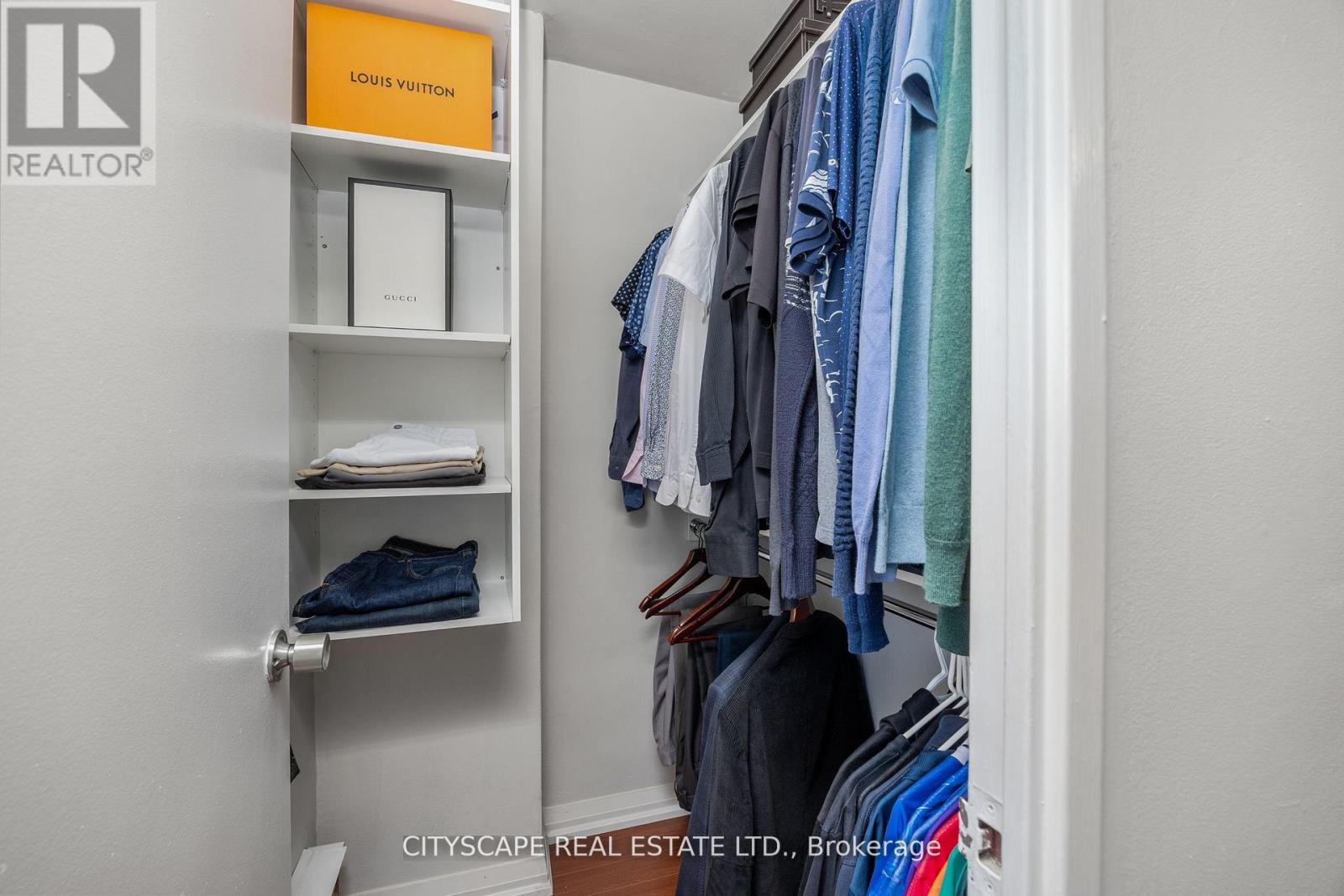 810 - 1 Royal Orchard Boulevard, Markham, Ontario  L3T 3C2 - Photo 19 - N12702354