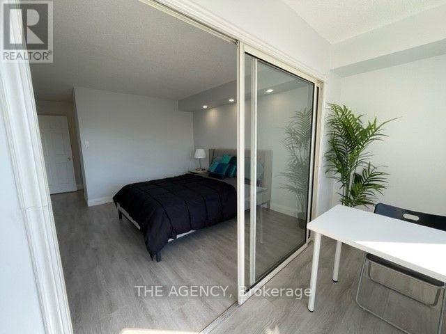 810 - 309 Major Mackenzie Drive, Richmond Hill, Ontario  L4C 9V5 - Photo 4 - N12702414