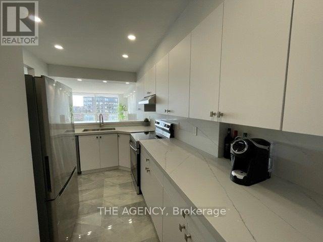 810 - 309 Major Mackenzie Drive, Richmond Hill, Ontario  L4C 9V5 - Photo 8 - N12702414