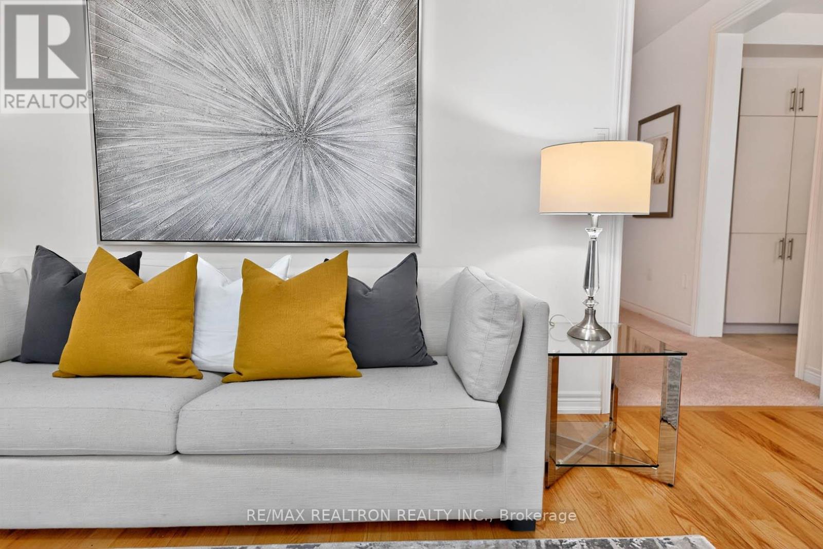 40 Wakefield Boulevard, Essa, Ontario  L3W 0L9 - Photo 14 - N12702522