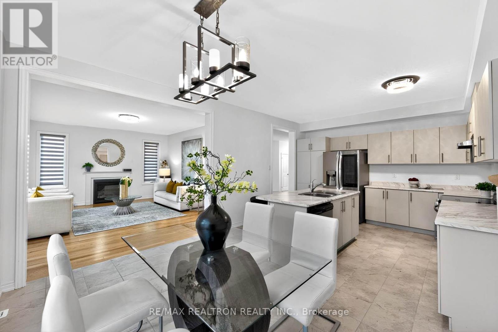 40 Wakefield Boulevard, Essa, Ontario  L3W 0L9 - Photo 19 - N12702522