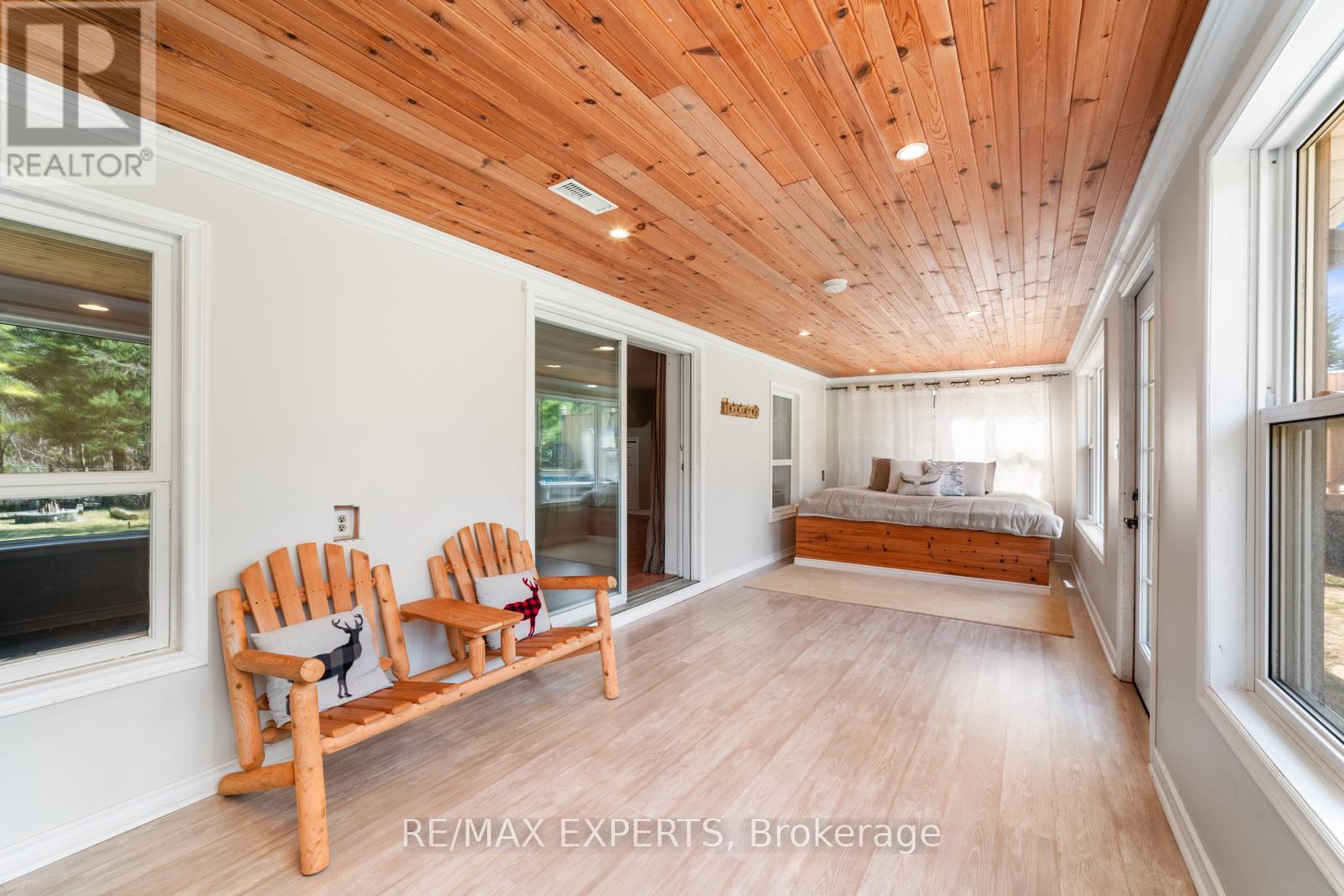 6 Otter Cove Road, Georgina, Ontario  L0E 1N0 - Photo 21 - N12702558