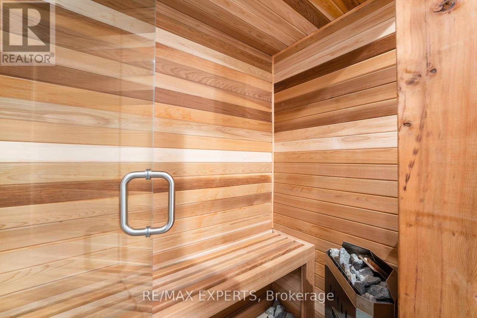 6 Otter Cove Road, Georgina, Ontario  L0E 1N0 - Photo 39 - N12702558