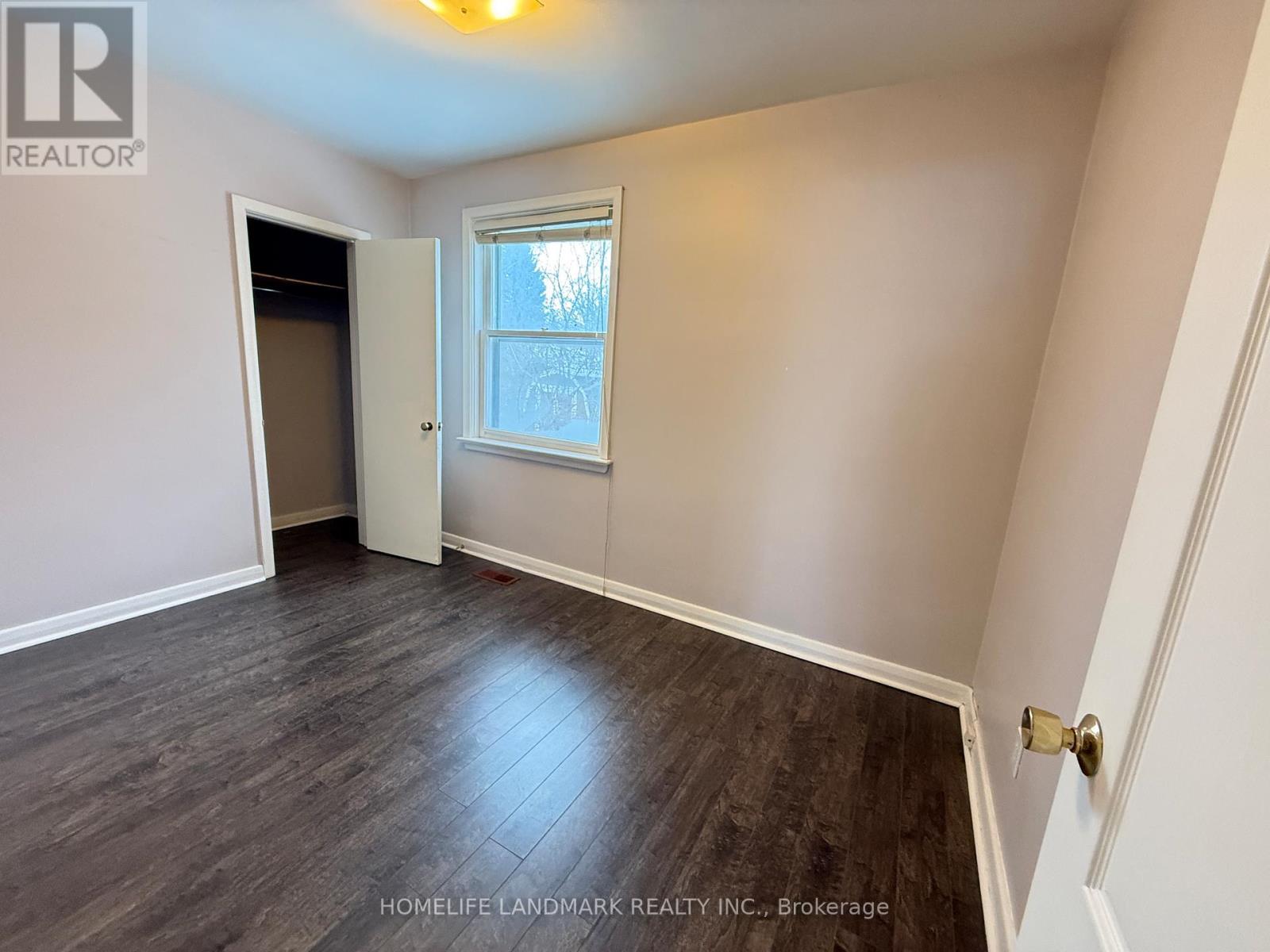 157 Sussex Avenue, Richmond Hill, Ontario  L4C 2E9 - Photo 6 - N12702600